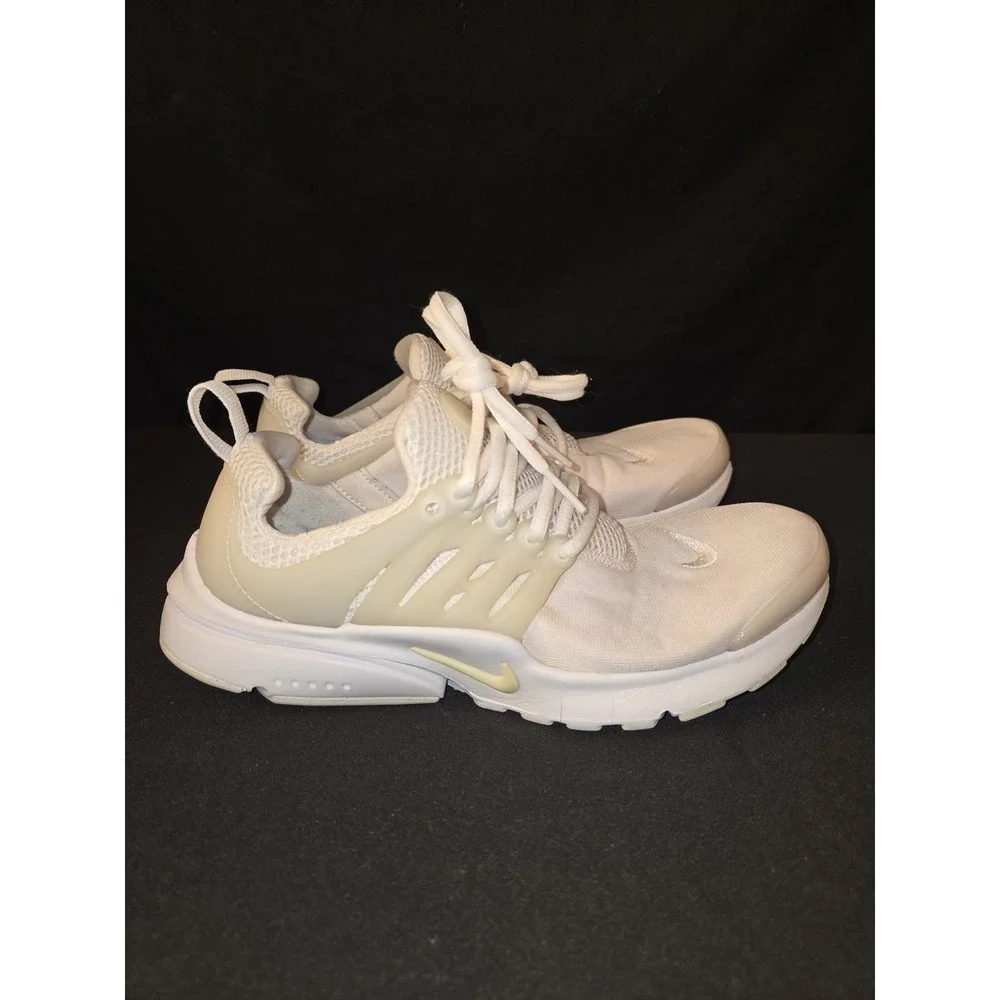 Nike‎ Air Presto (GS) Youth Size 6Y Running Shoes Triple White